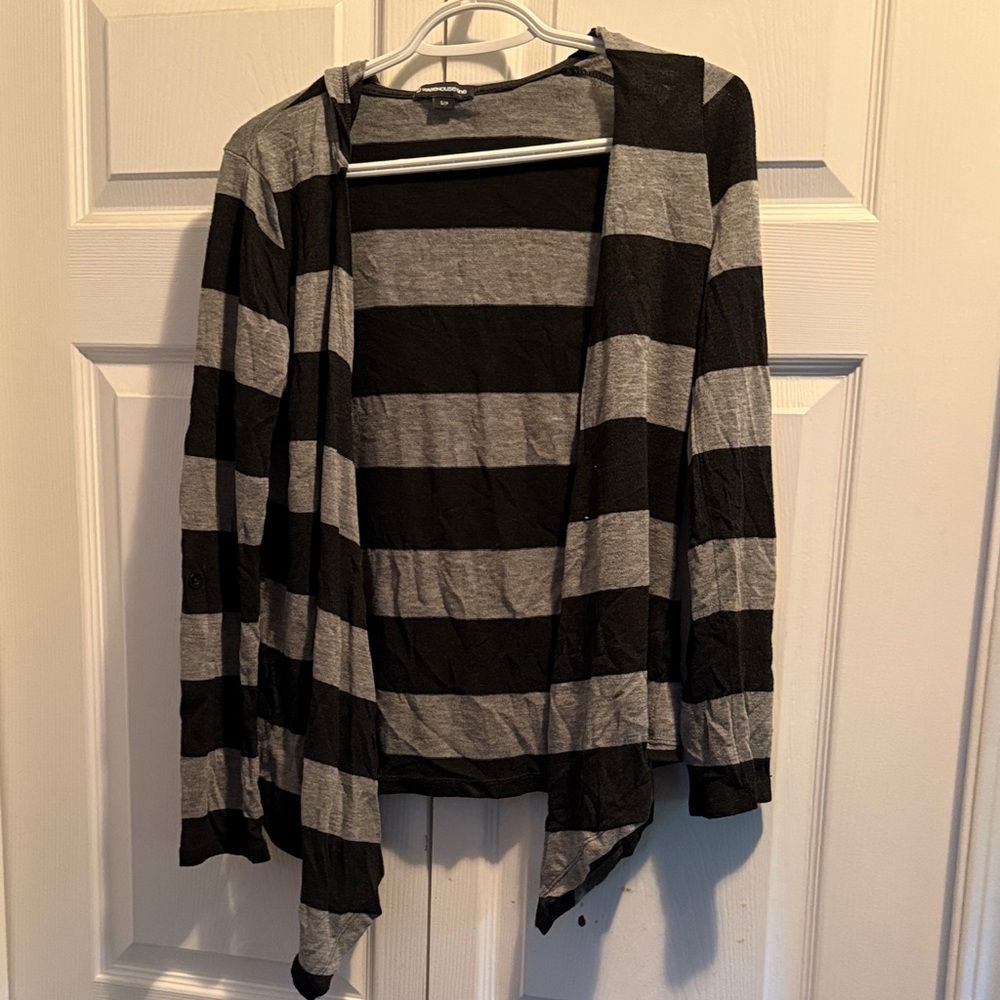 Chic Striped Black and Gray Cardigan